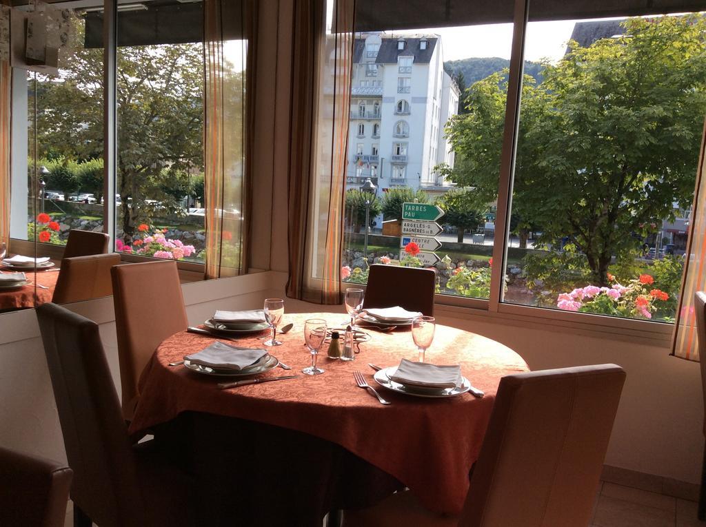 Hotel Lys De Marie Lourdes Exteriör bild